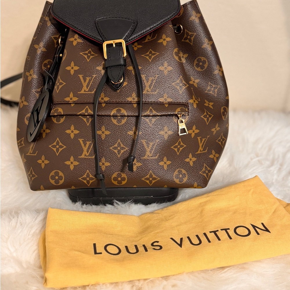 Authentic Louis Vuitton Montsouris bagpack